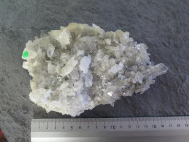 Glarner Bergkristallstufe (1)